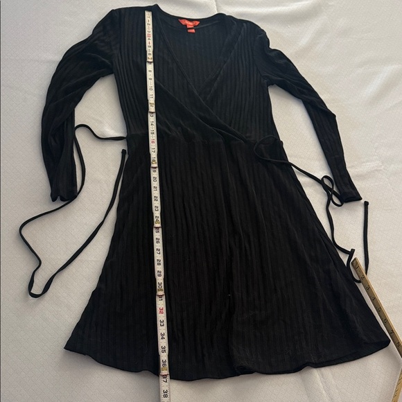 Joe Fresh Elegant Black Wrap Dress. Size S. Like New! - Picture 5 of 10